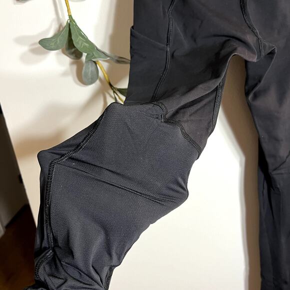 Lululemon Black Leggings with Mesh Panels LAST CALL - Picture 6 of 8